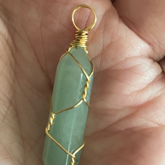 Glitz Healing Crystal Box w/Necklace - Picture 5 of 8